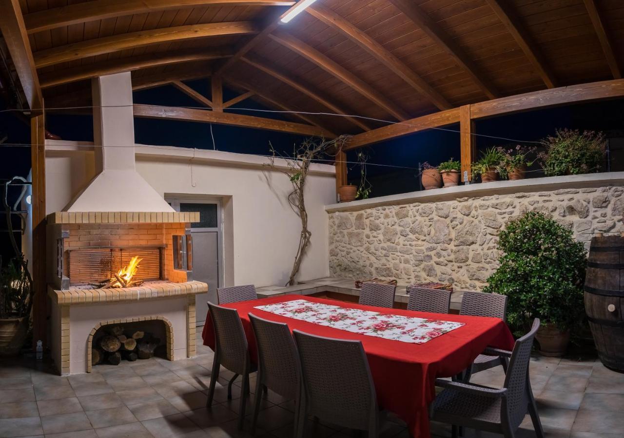 Tholos Arkhondiki Exterior photo